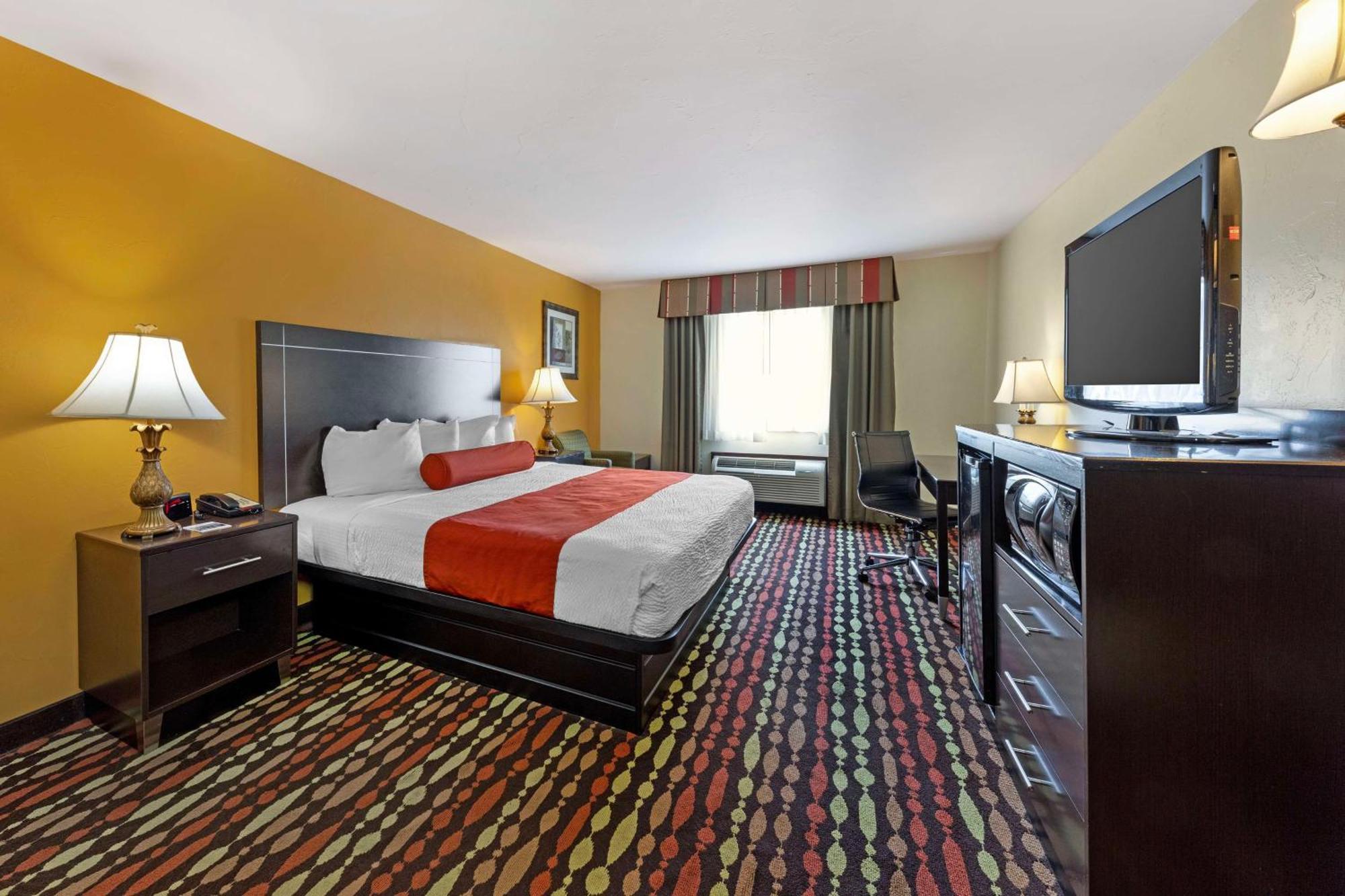 Best Western Greentree Inn & Suites Moore Exteriör bild