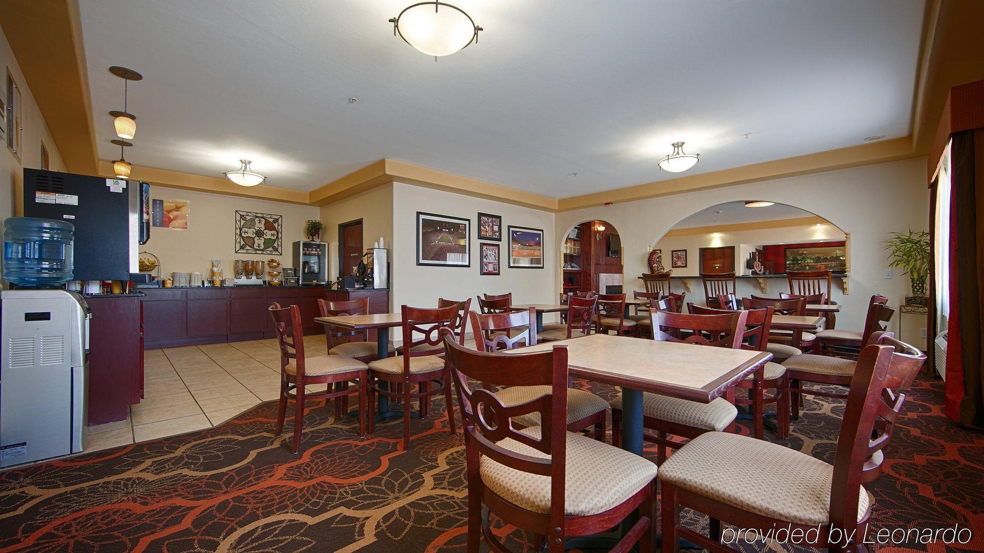 Best Western Greentree Inn & Suites Moore Exteriör bild