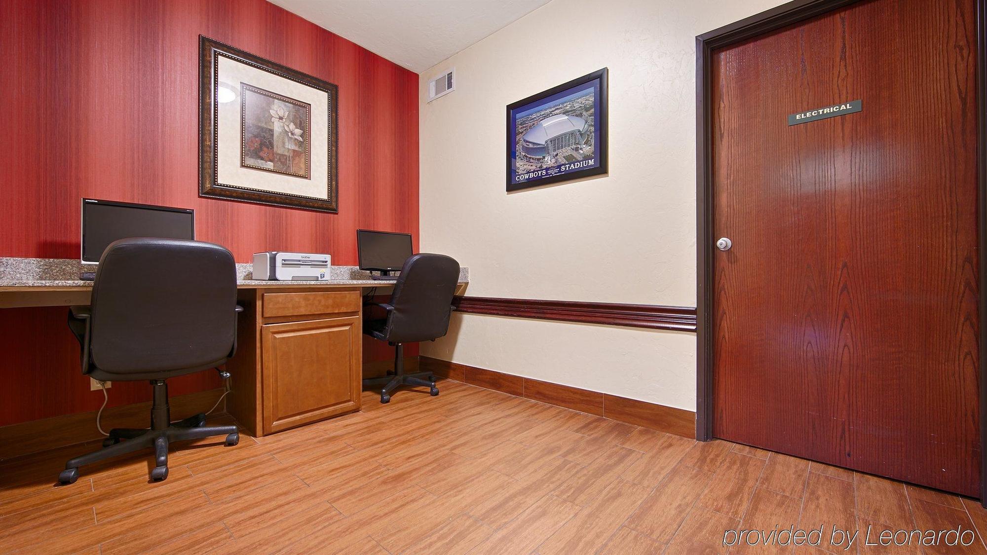 Best Western Greentree Inn & Suites Moore Exteriör bild