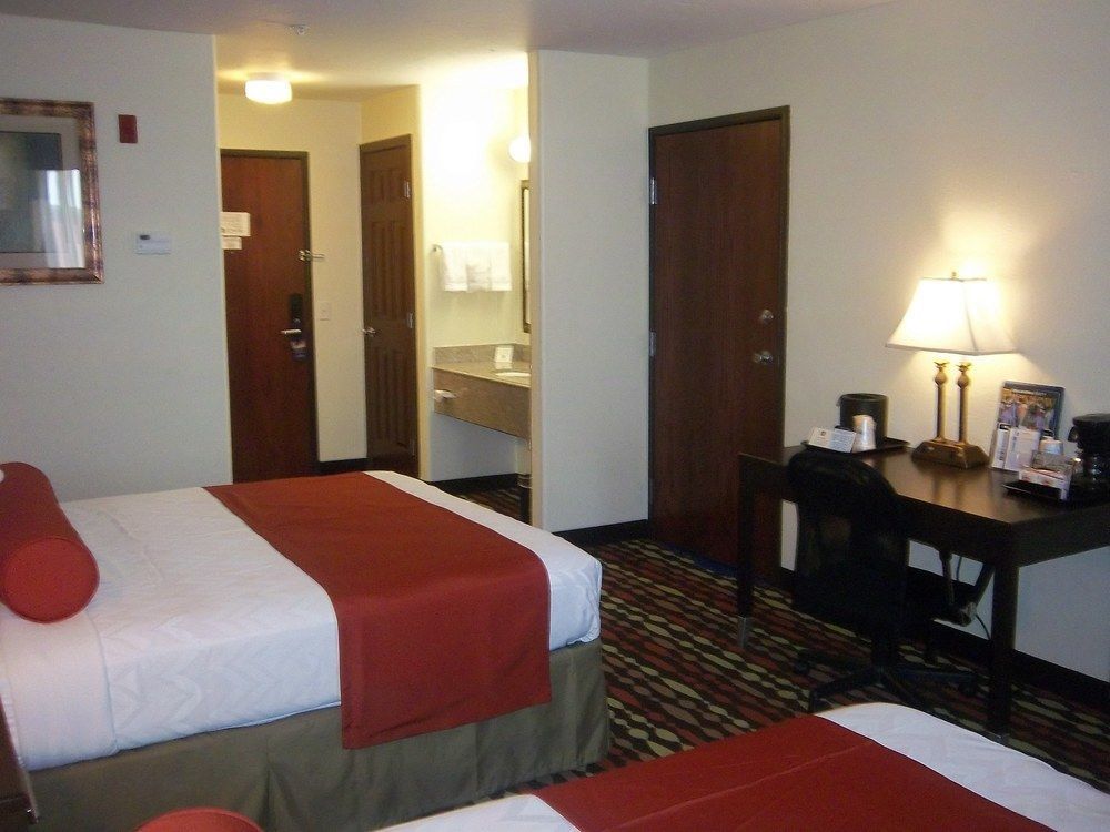 Best Western Greentree Inn & Suites Moore Exteriör bild