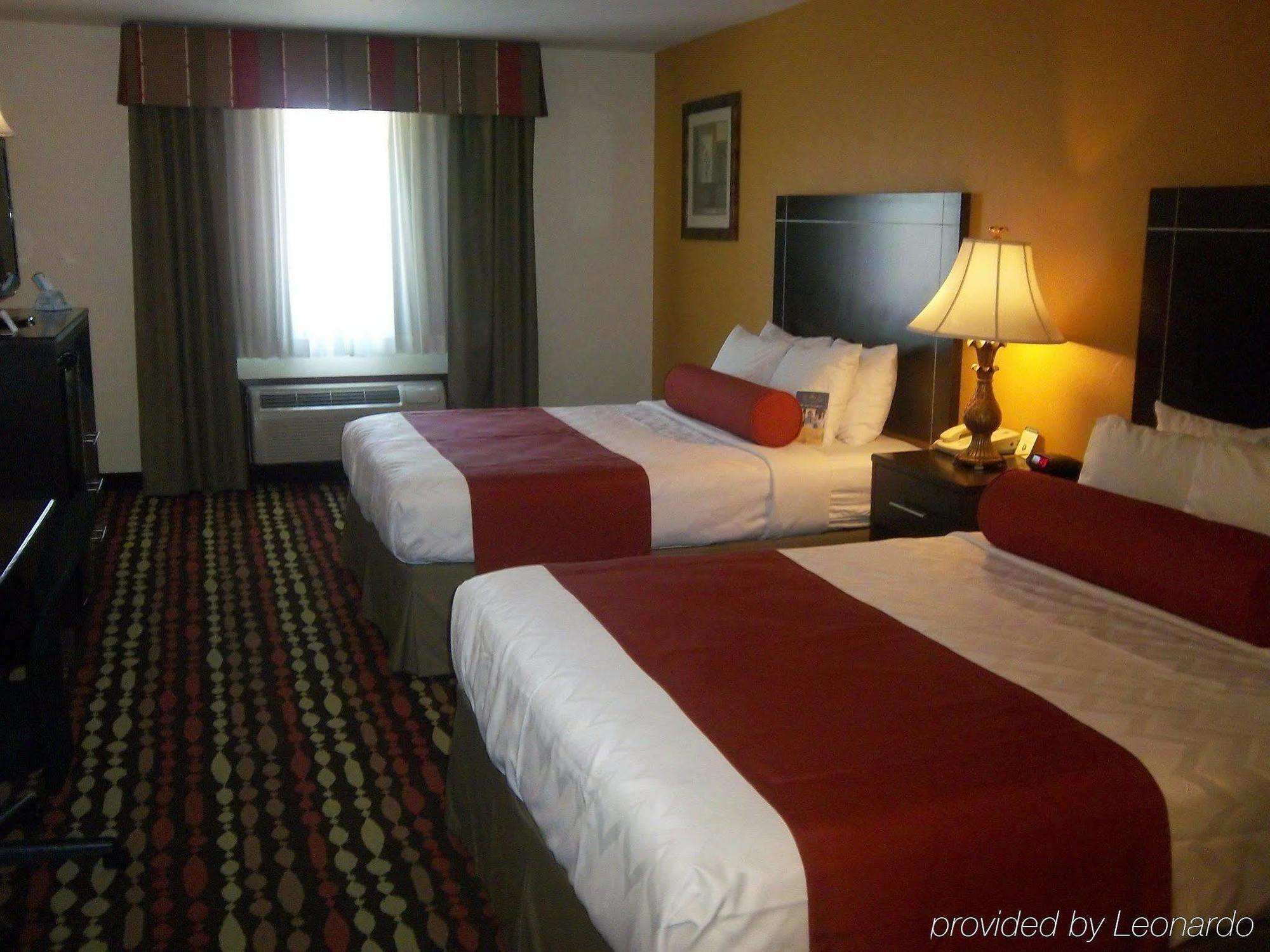Best Western Greentree Inn & Suites Moore Exteriör bild