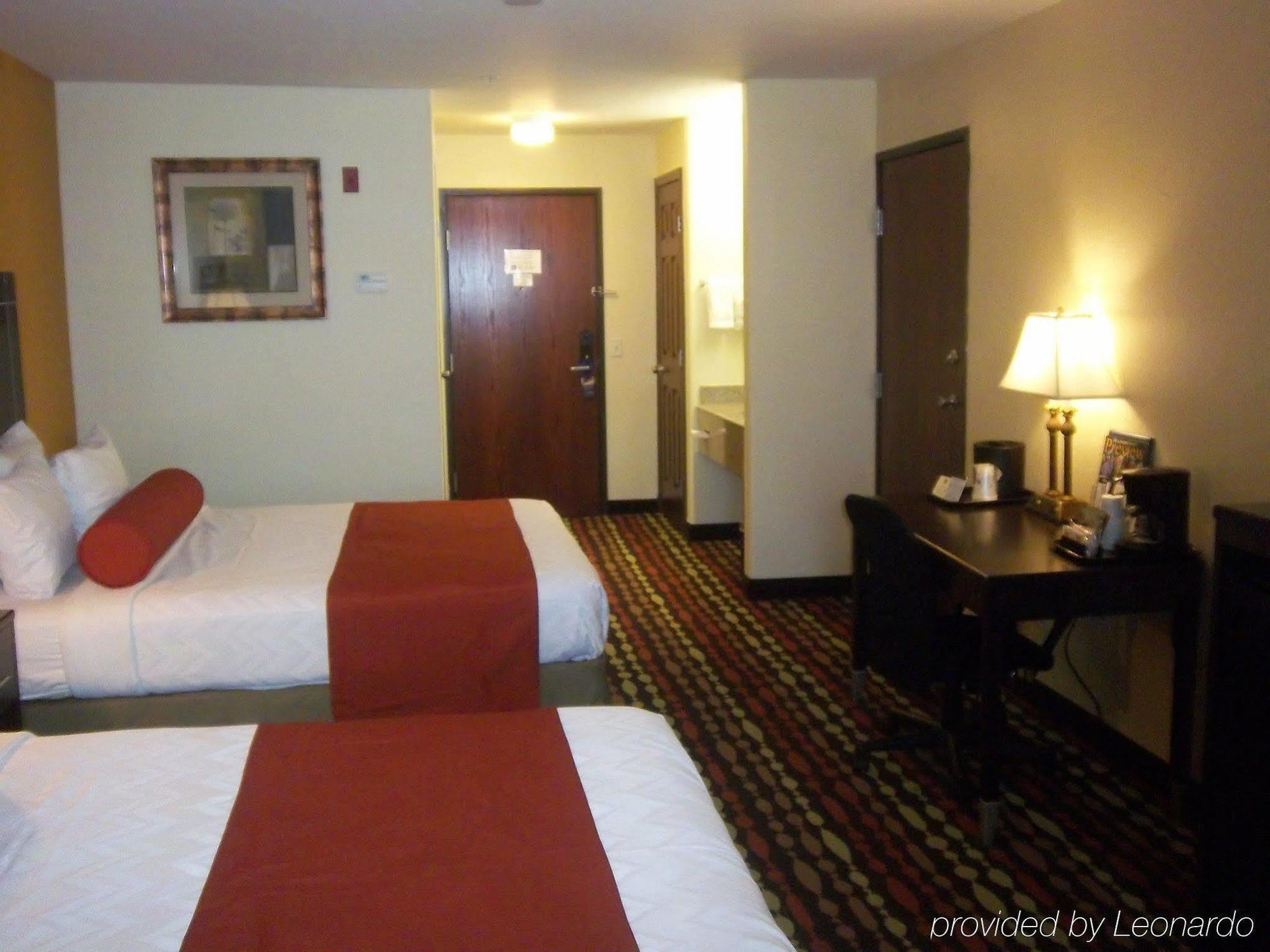 Best Western Greentree Inn & Suites Moore Exteriör bild
